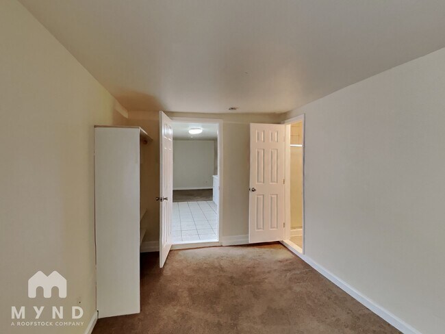 Photo - 1844 La Porte Ave Unidad 2