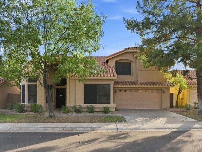 Building Photo - Location! Location! Beautiful 4 Bedroom/ 3 Bath Home! Ray/Kyrene