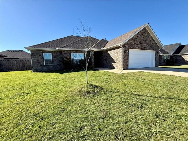 Photo - 1049 Parker Ln