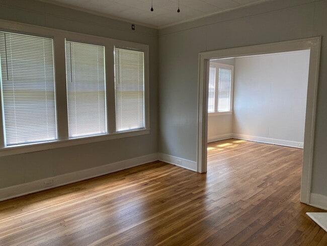Photo - 270 Wilkinson St