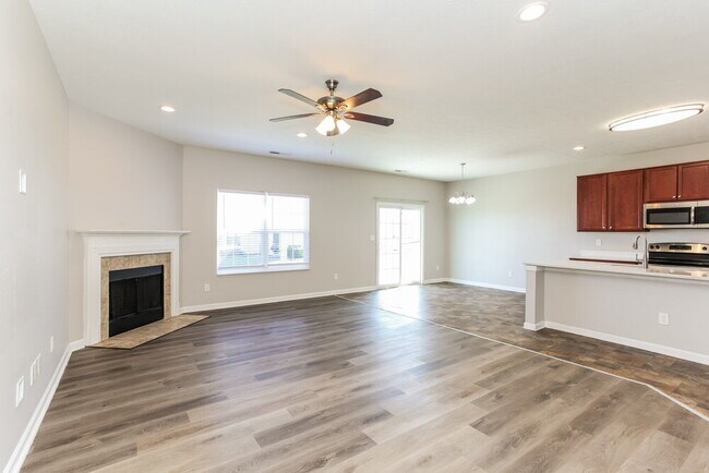 Photo - 8267 Templederry Dr