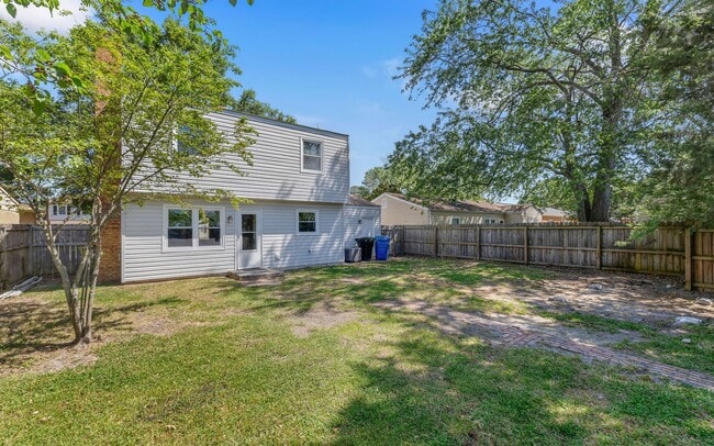 Photo - 4957 Aquarius Ct