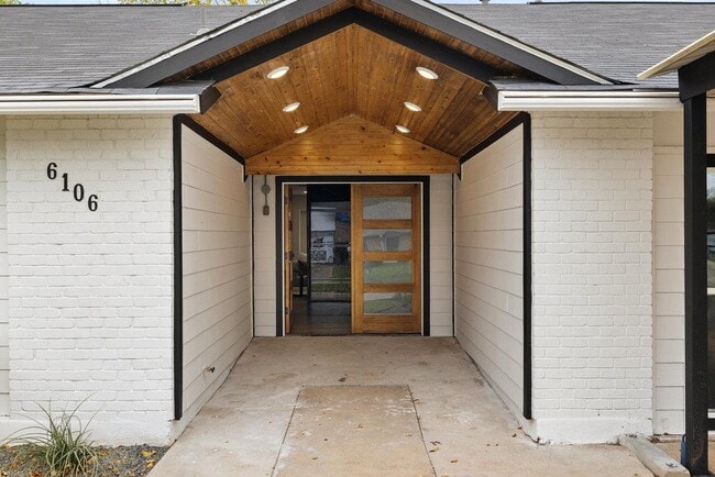 Photo - 6106 Bridlington Cir