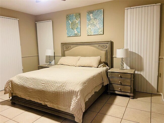 Photo - 5105 44th St W
