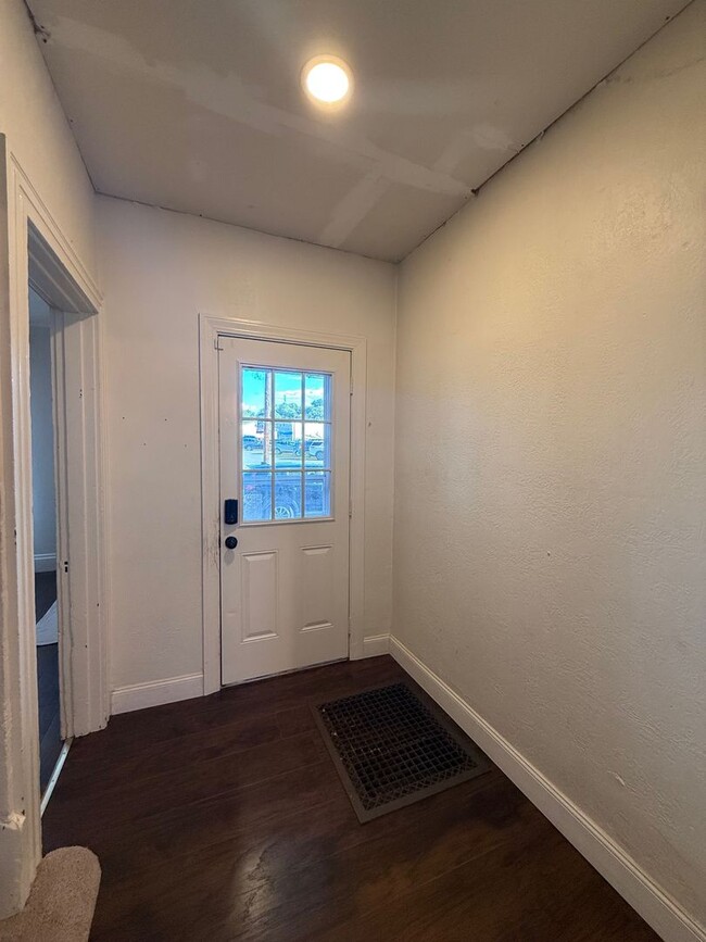 Photo - 3 Bed 1 Bath in Cannonsburg