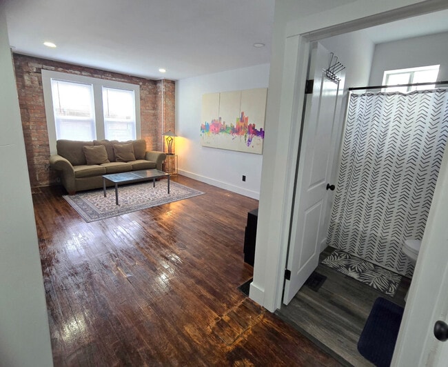 Photo - 11765 Glenfield Ave Unit SI ID1437649P