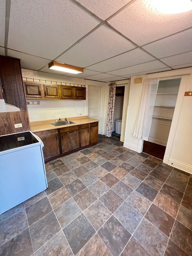 Photo - 910 N 22nd Ave W Unidad 910 N 22nd Ave W - 1