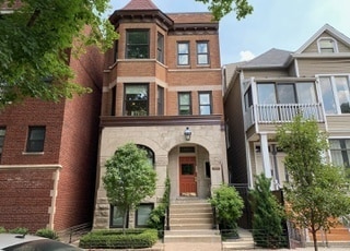 Building Photo - 2653 N Wilton Ave Rental