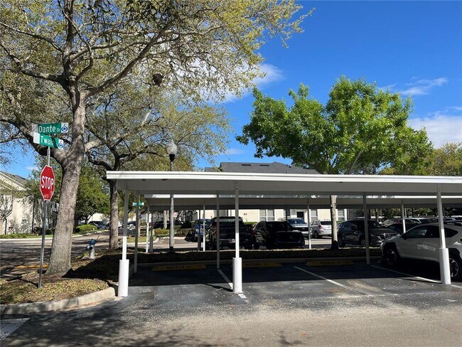 3190 Dante Dr Unidad 308