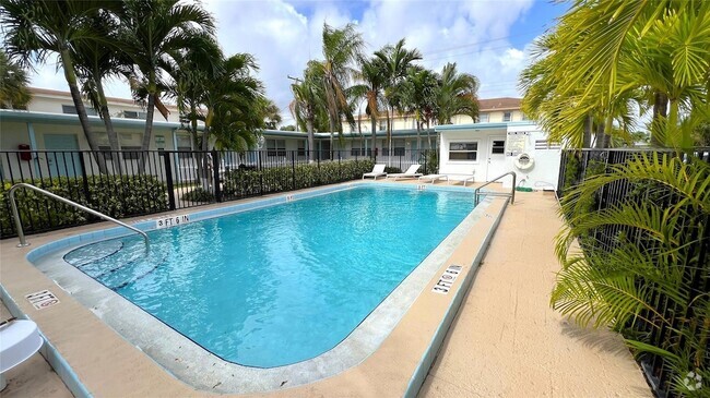 Building Photo - 1601 S Federal Hwy Unit 8 Rental