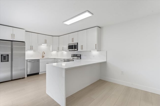 Photo - 2897 SW 22nd Cir