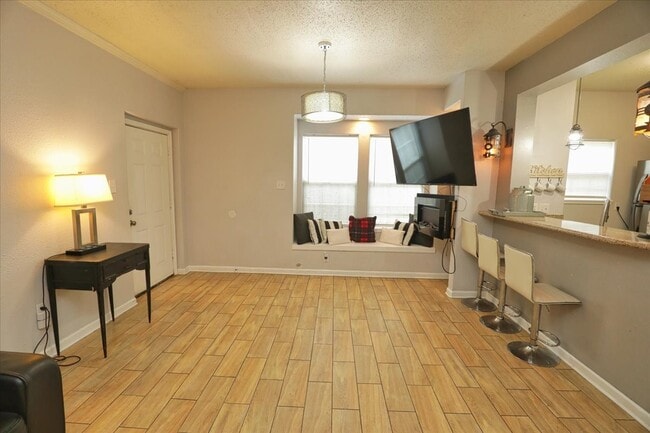Building Photo - 13117 Vickery St Rental