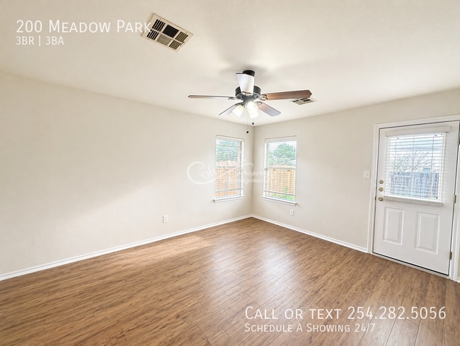 Photo - 200 Meadow Park Dr