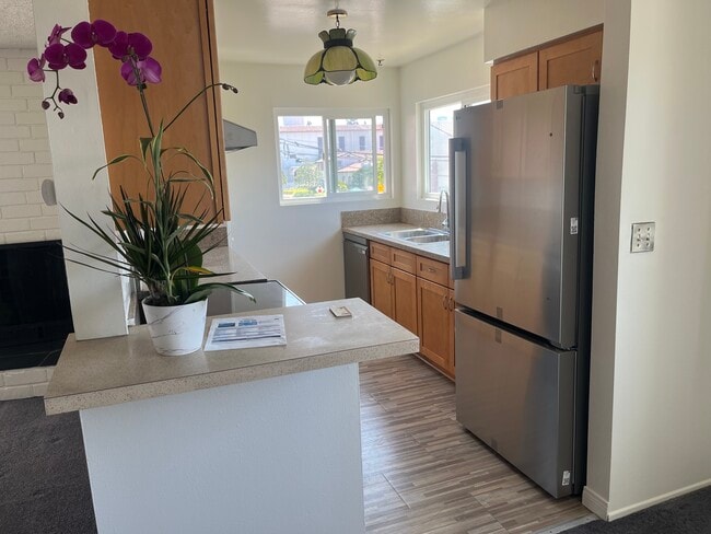 Photo - 10789 OHIO Ave Unit 4