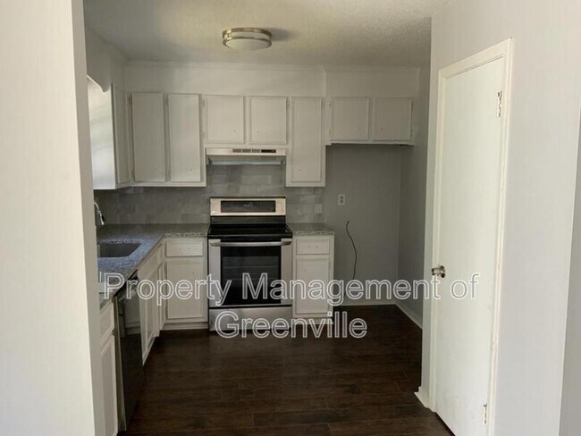 Photo - 342 Devonwood Ct