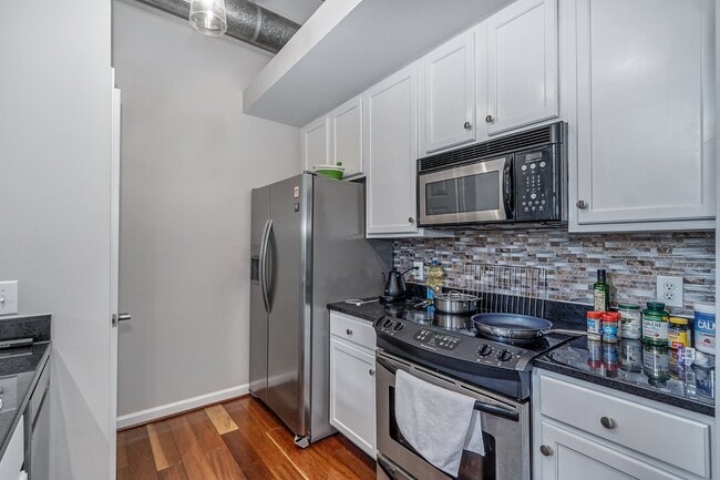 Photo - 815 Porter St Unidad 111