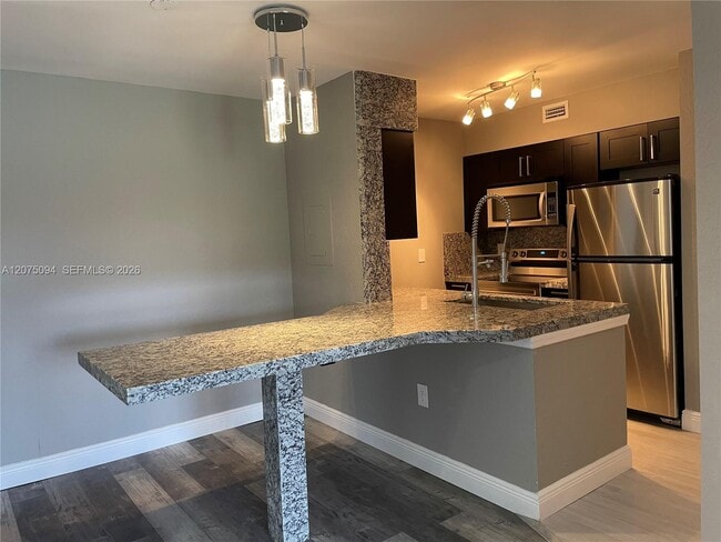 Photo - 4158 Inverrary Dr Unit 503
