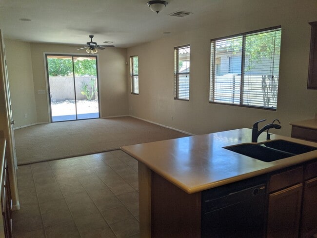 Photo - 4 bedroom 3 bathroom ranch home!