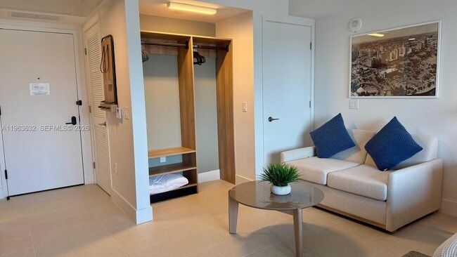 Photo - 159 NE 6th St Unidad 4010