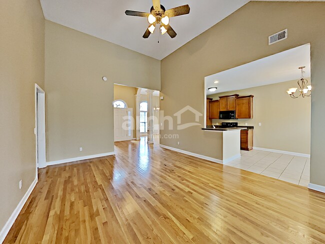 Photo - 165 Bland Dr