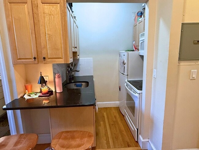 Photo - 97 W Cedar St Unidad 1