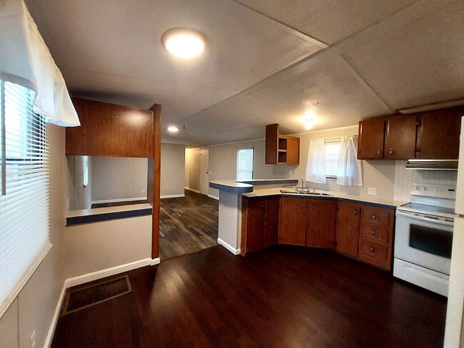 Photo - 3 BR Mobile Home for Rent in Powdersville