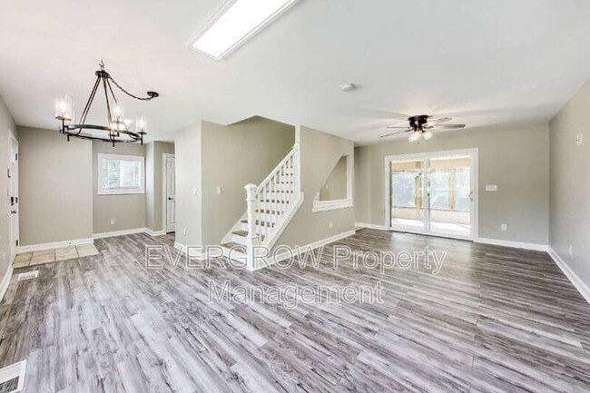 Photo - 3713 W 98th St