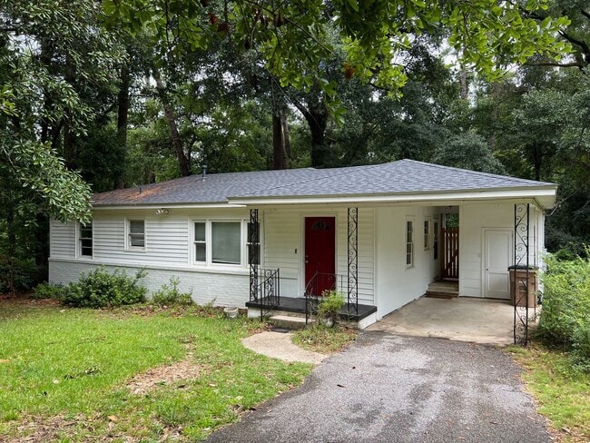 Building Photo - 2/1 Located in the Hilltop Neighborhood Rental