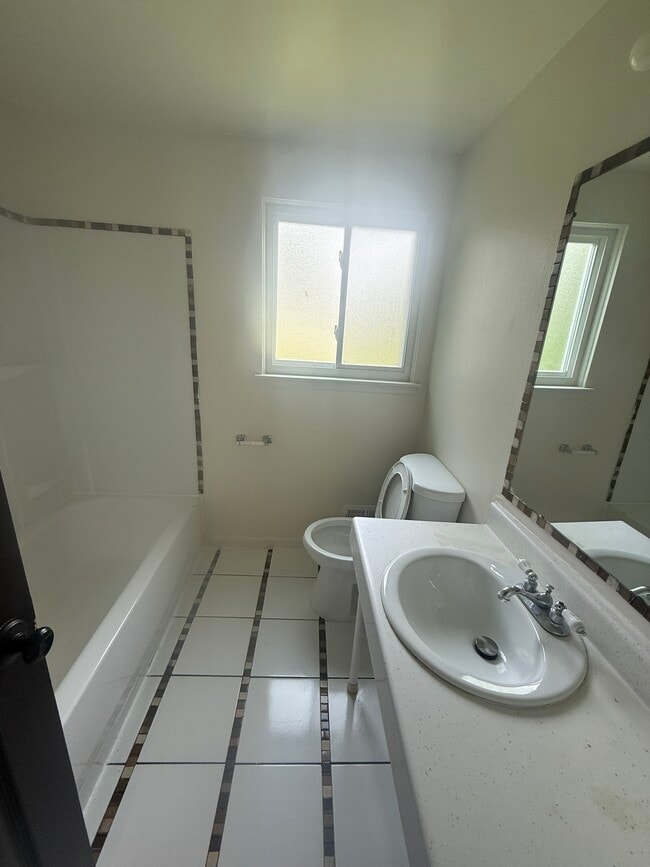 Photo - 200 N Christine Cir