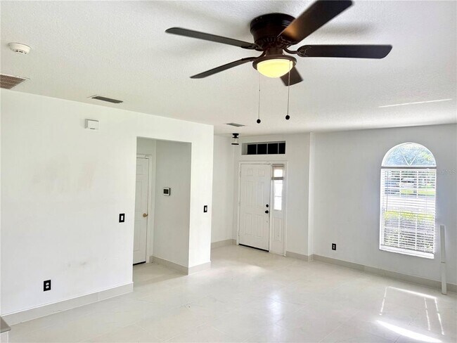 1945 Marsh Hawk Dr
