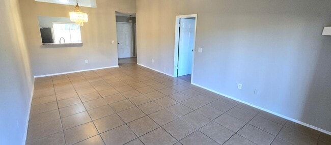 136 Pine Island Cir
