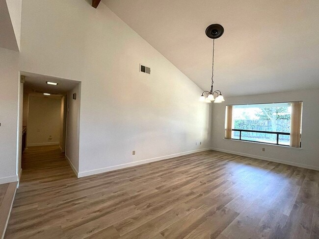 Photo - 5808 Dorset Dr