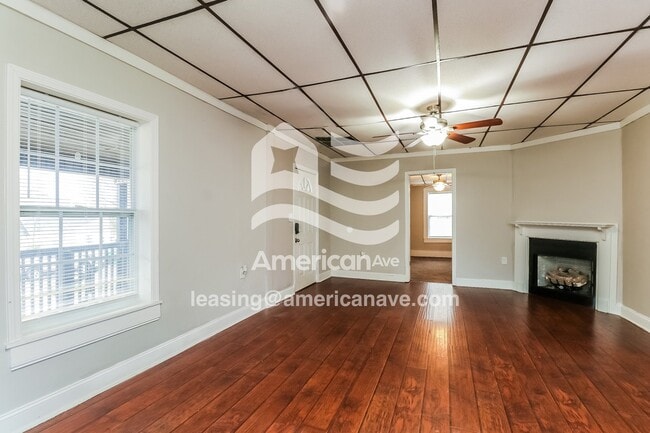 Photo - 209 Poplar St