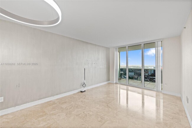 Building Photo - 1850 S Ocean Dr Unit 4109