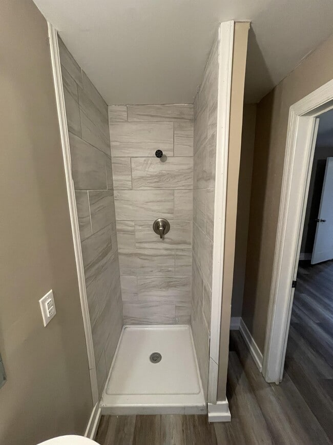 815 N Commander St Rental For Rent in Florence, SC