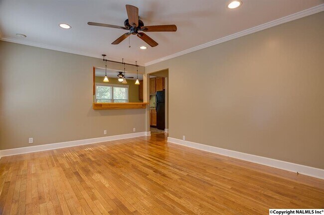 Photo - 4306 Cloverdale Dr NW