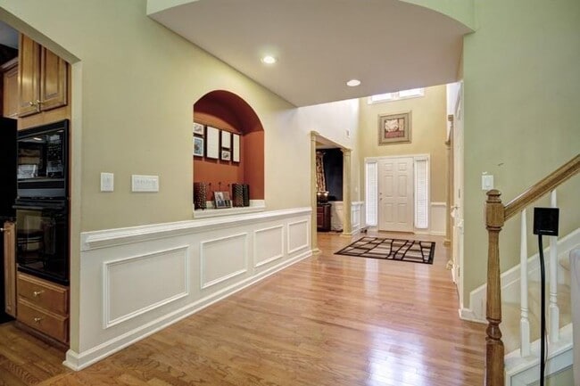 Photo - 4324 Canaan Way NE