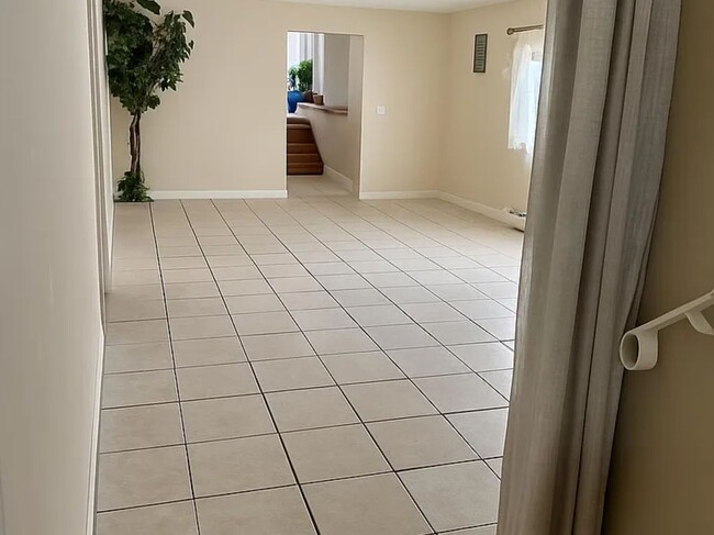 Photo - 4814 Birchwood Ave