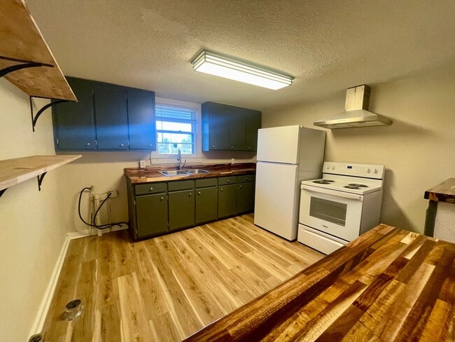 Photo - 10th Ave NW Duplex Unit A