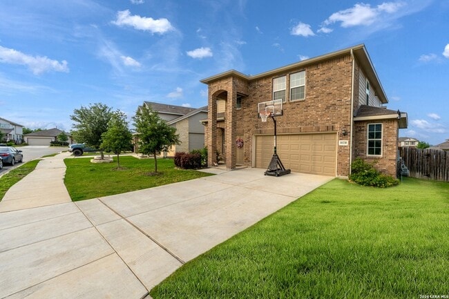 Building Photo - 10330 Luneville Ln