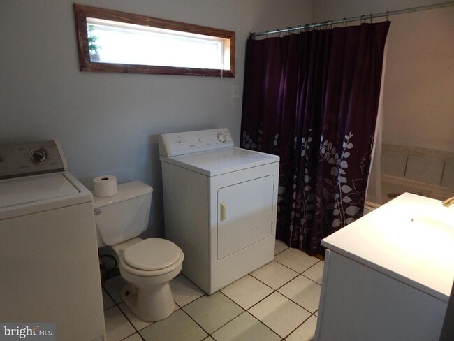 Photo - 2553 Warm Springs Rd