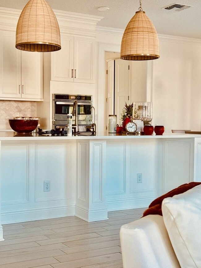 Photo - Stunning 5BR House in Zephyrhills