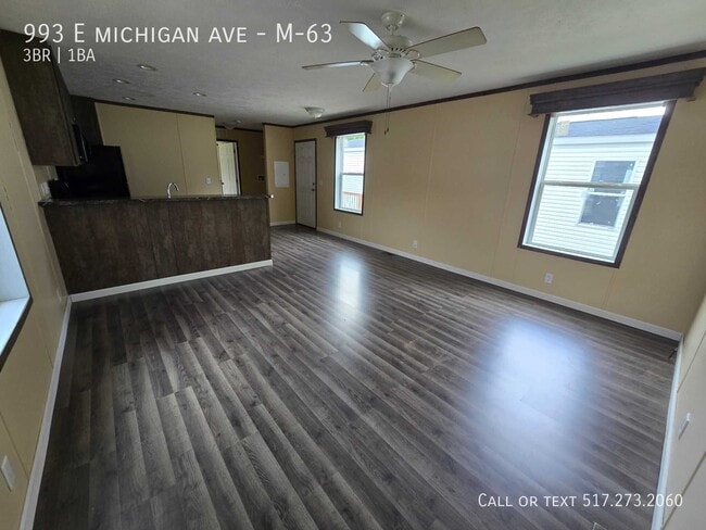 993 E Michigan Ave