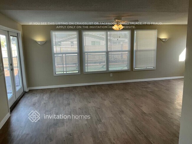 Photo - 178 Sandhurst Dr