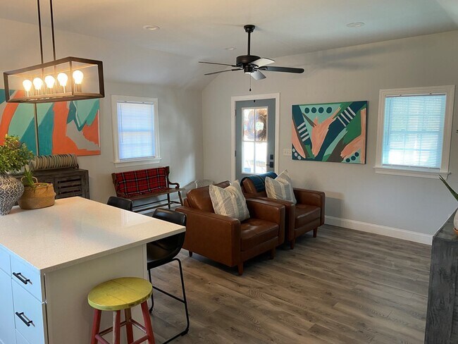 Photo - 21179 Savage St