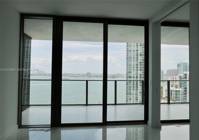 Photo - 650 NE 32nd St Unit 1605