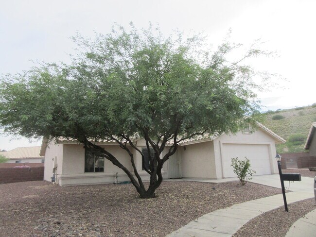 Photo - Unfurnished Free Standing home in a comfortable cul-de-sac