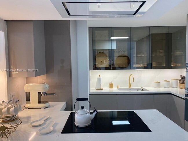 Photo - 1450 Brickell Bay Dr Unit 1709