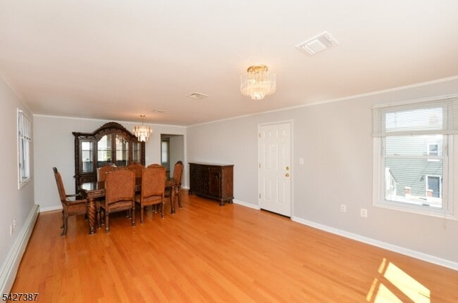 Photo - 142 Grand Ave