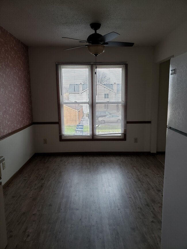 Photo - 5742 Ryewyck Dr Unit 3